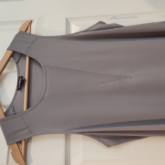 Express Tank Top - Picture 2 of 6